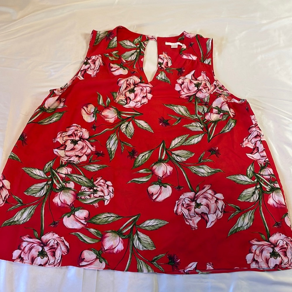 Floral tank